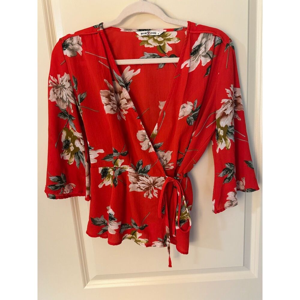 Holin Z Stone Bright Red Tropical Floral 3/4 Sleeve Wrap Top Women's P